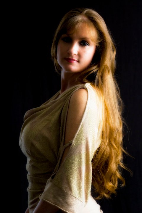 Female model photo shoot of GayleTheresePhotography