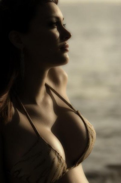 Female model photo shoot of Kristie M in Diamond Head