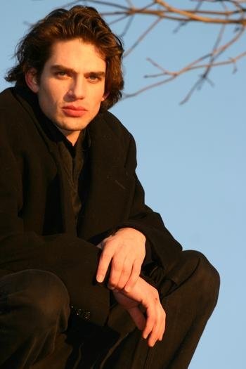 Male model photo shoot of Jonathan Petropoulos