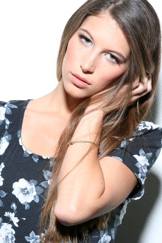 Female model photo shoot of Zoie Roman