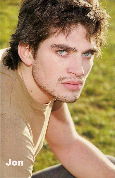 Male model photo shoot of Jonathan Petropoulos