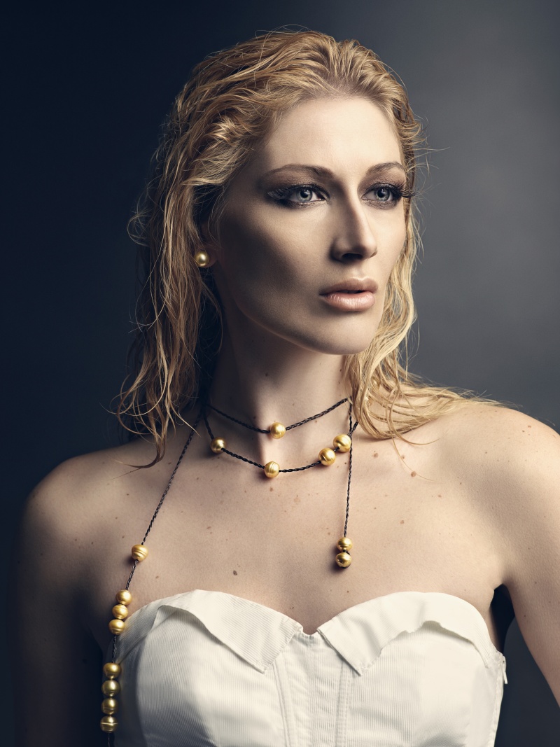 Female model photo shoot of Ekaterina Ulyanoff MUA