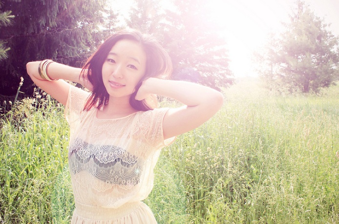 Female model photo shoot of Jessica Cheng