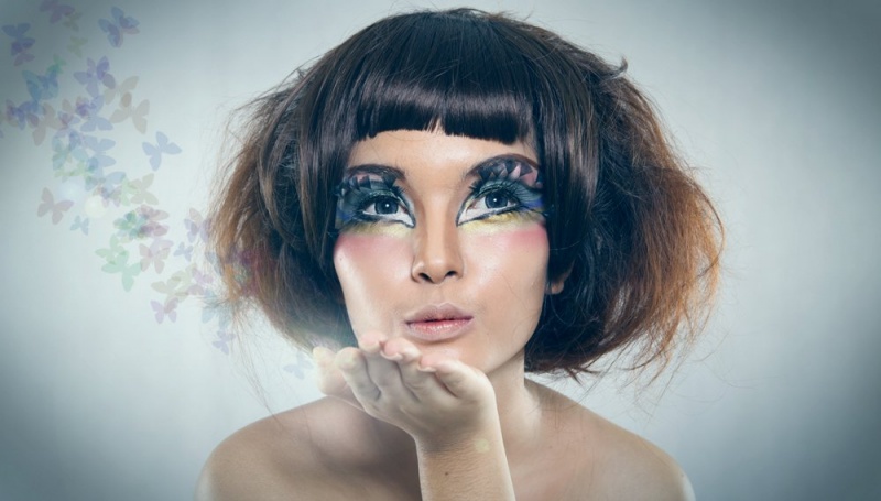 Female model photo shoot of Vannesza makeup bandung