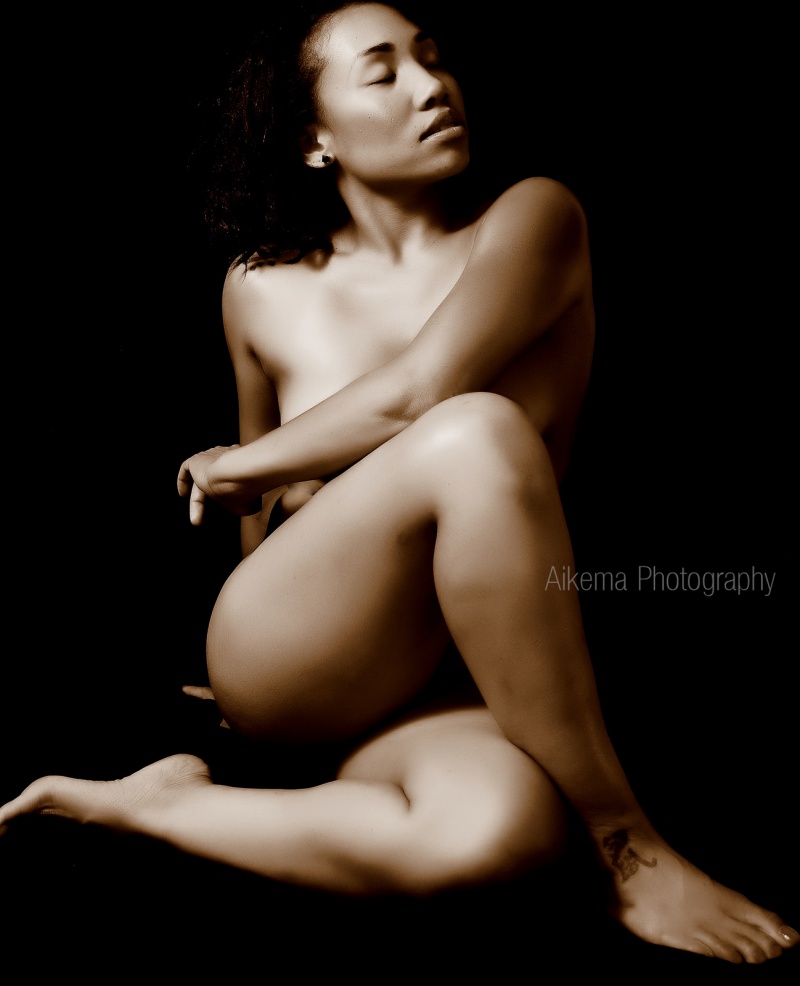 Female model photo shoot of Naomi DeLoatch by HCarter Photography 2