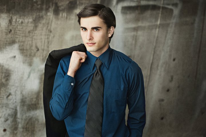 Male model photo shoot of Nick Tellez