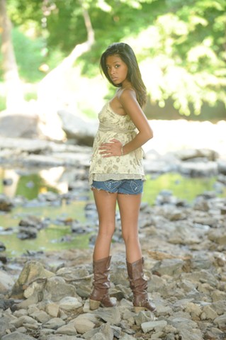 Female model photo shoot of Tiffanny Gariba