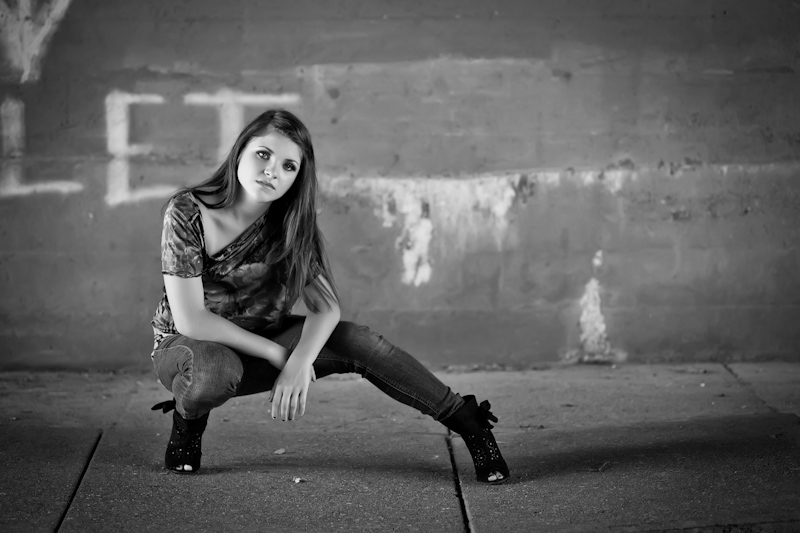 Female model photo shoot of Nina McFarland by ARA Photoghrphy