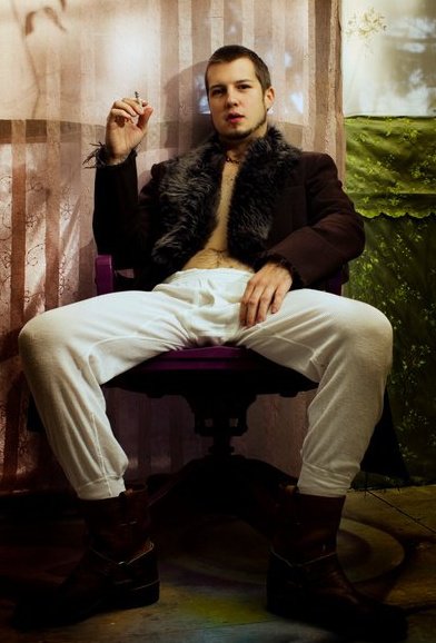 Male model photo shoot of Dane Hansen