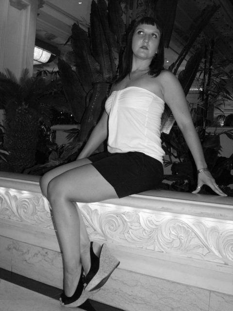 Female model photo shoot of Jesika Jayne in Mandalay LV