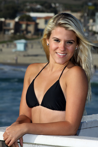 Female model photo shoot of Sydney Allen in Pismo Beach