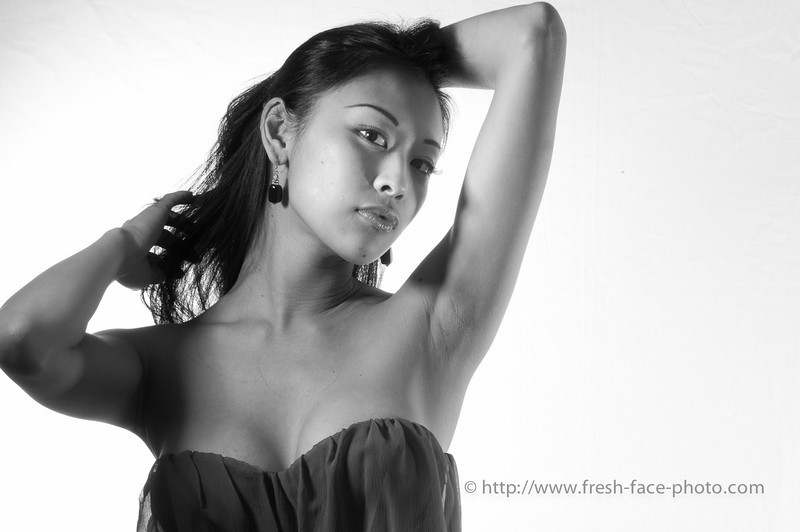 Female model photo shoot of Claudia Lynn Raine
