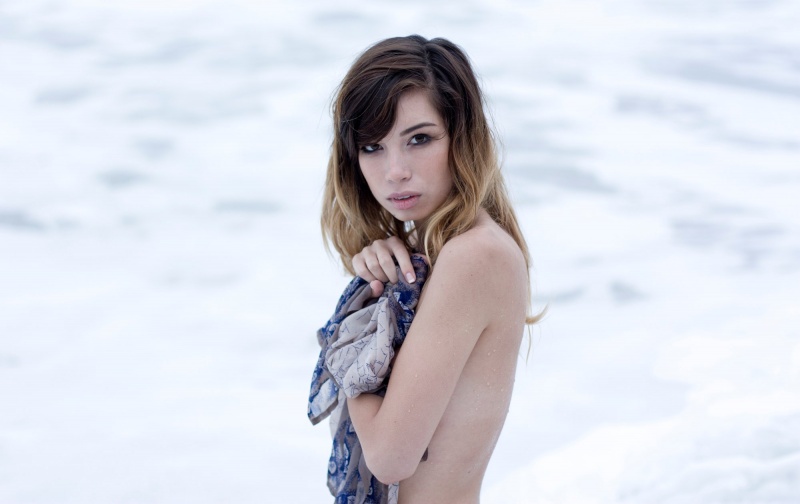 Female model photo shoot of Courtney Su by Alexander Small in Laguna Beach