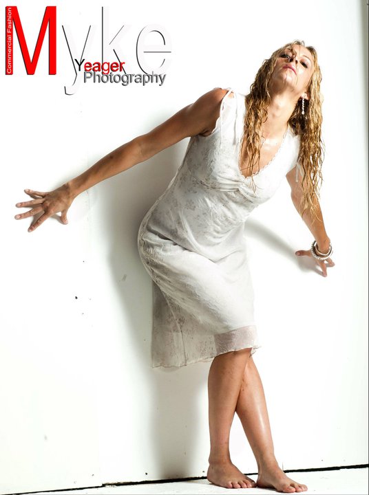 Female model photo shoot of Aurelie McKenzie