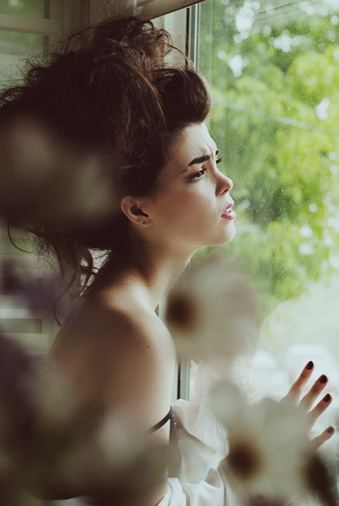 Female model photo shoot of Roezi by Jen Lovely Images