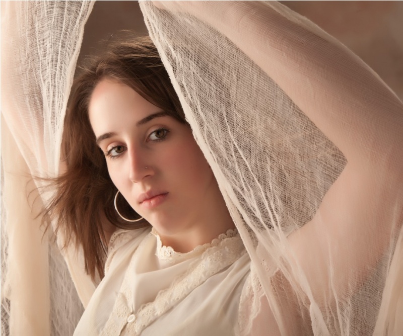 Female model photo shoot of lydia_marie by Ellaprints