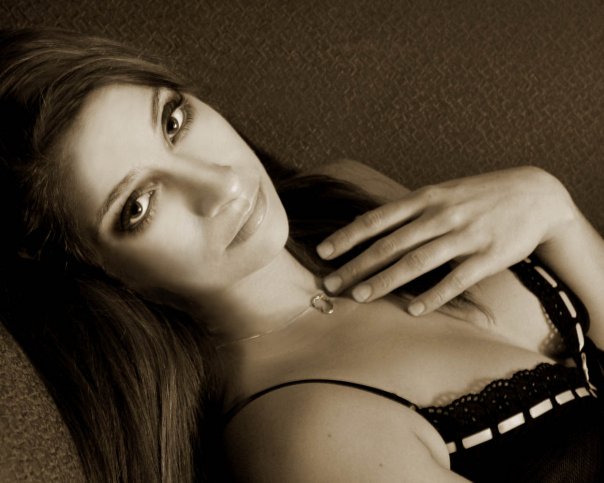 Female model photo shoot of Melissa_Minx