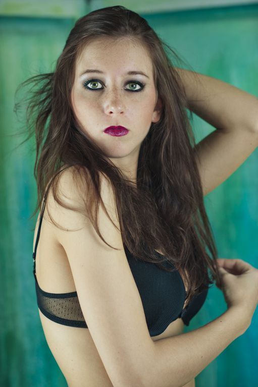 Female model photo shoot of Kali86 in Leuven