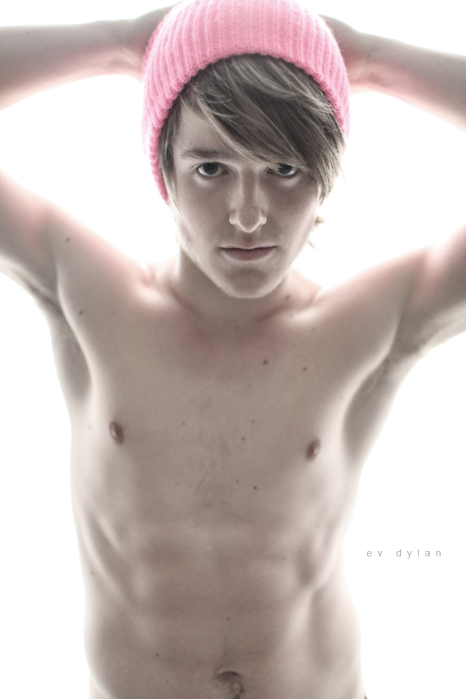 Male model photo shoot of Matthew D Carey by Ev Dylan