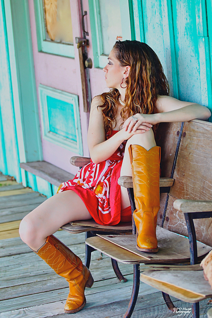 Female model photo shoot of Miss Tiffany Sue in Winkleman, TX