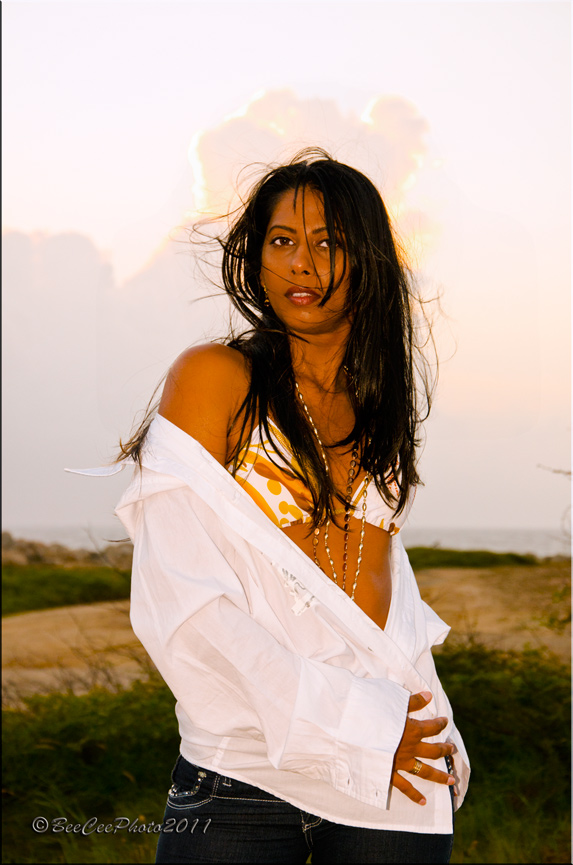 Female model photo shoot of ReenaRekha by xandx