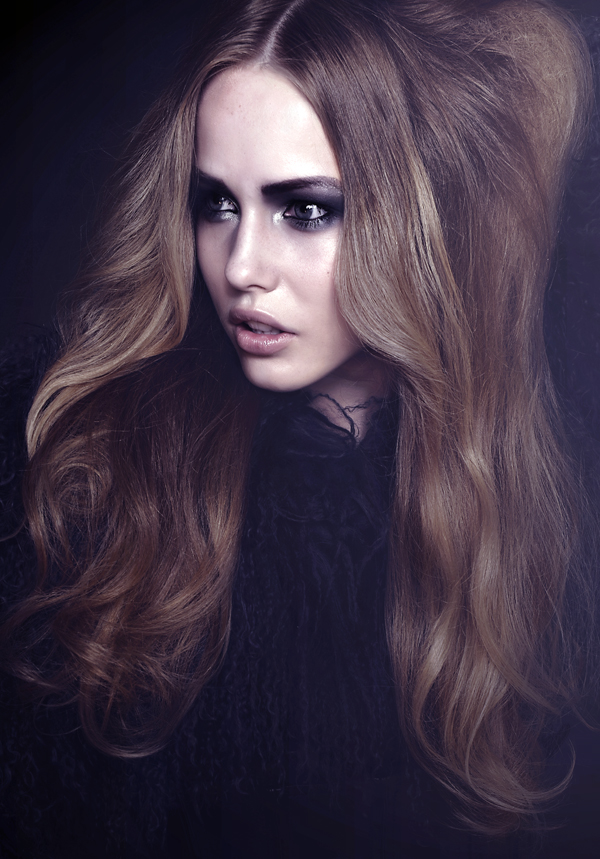 Female model photo shoot of Dorina van der Graaff in Studio Amsterdam