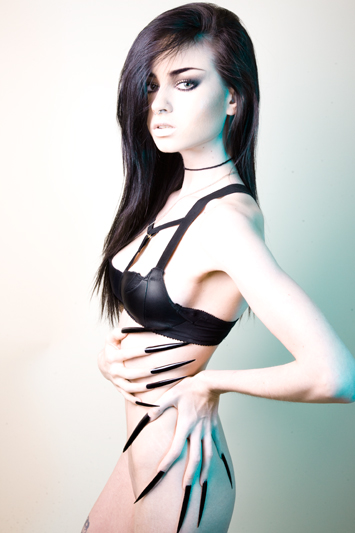 Female model photo shoot of Ariel Webley MUA