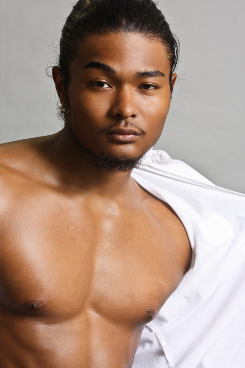 Male model photo shoot of Aaron Frank Photography