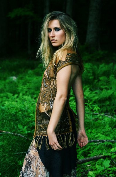 Female model photo shoot of Allison Hoppe