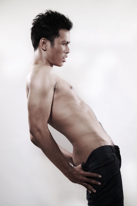 Male model photo shoot of Frans Leonard S