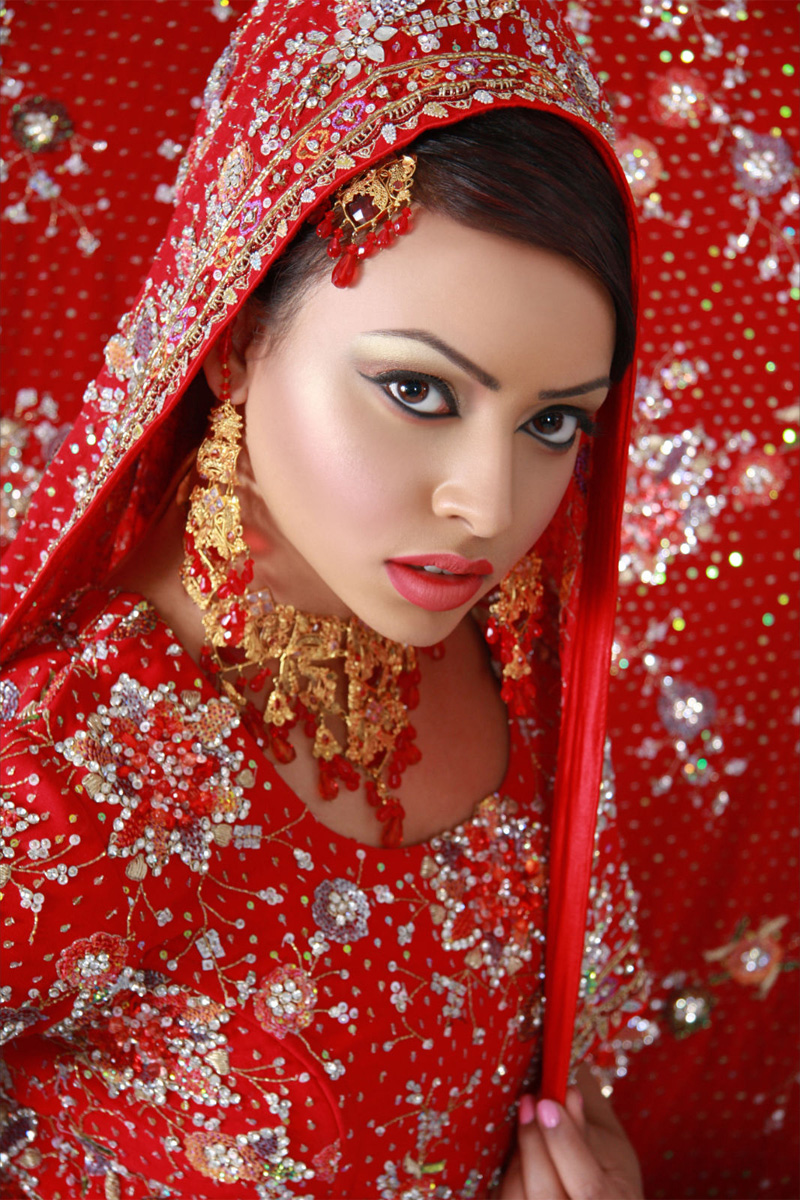 Female model photo shoot of Saba Kiran