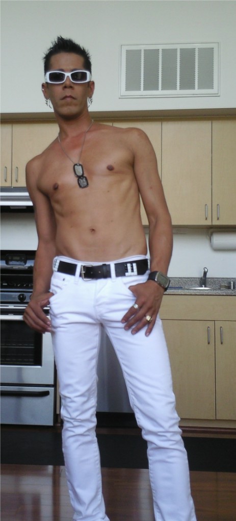 Male model photo shoot of Jorge Hernandez