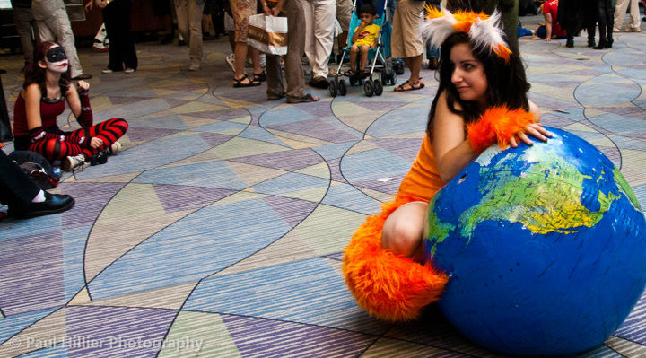 Female model photo shoot of Erica RikkiMuffin  in FanExpo 2010