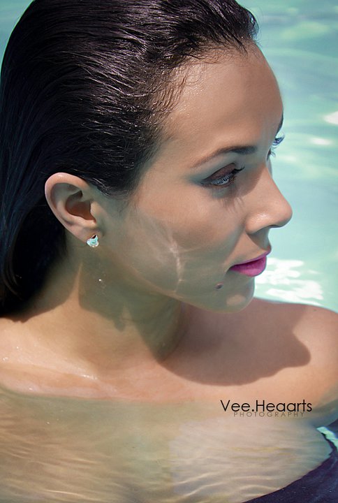 Female model photo shoot of Vee Heaarts photography