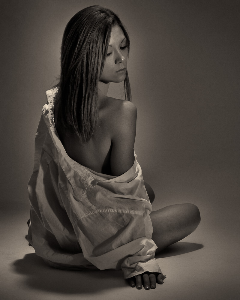 Female model photo shoot of Samy Jo by No-one Home