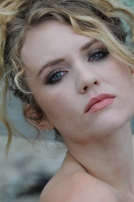 Female model photo shoot of Aubrey Beck