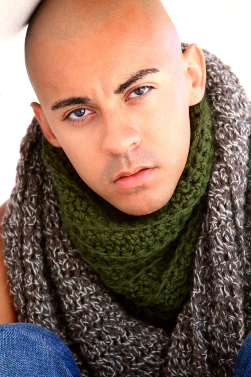Male model photo shoot of David Robledo 