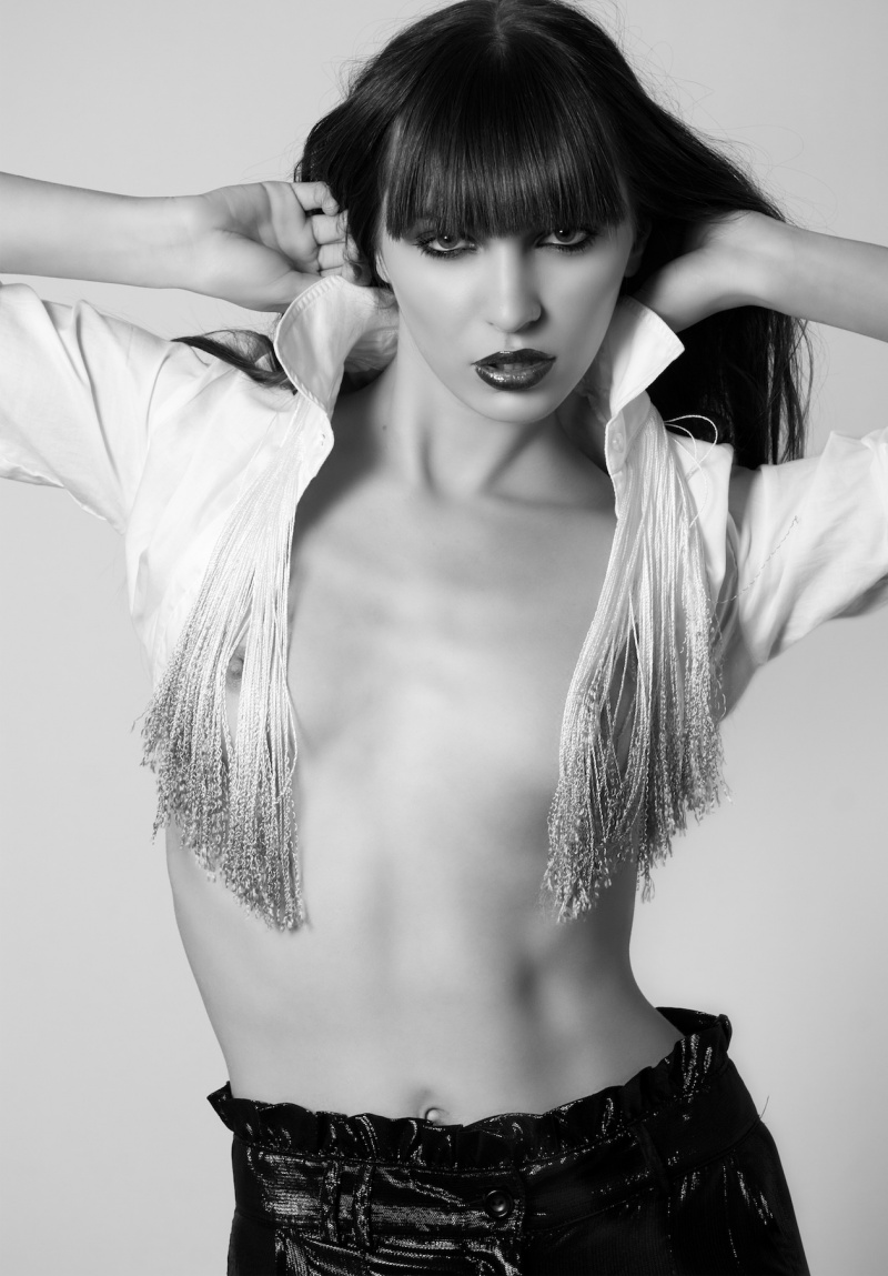 Female model photo shoot of Melissa Fernandez
