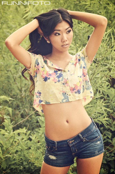Female model photo shoot of Mia v campbell