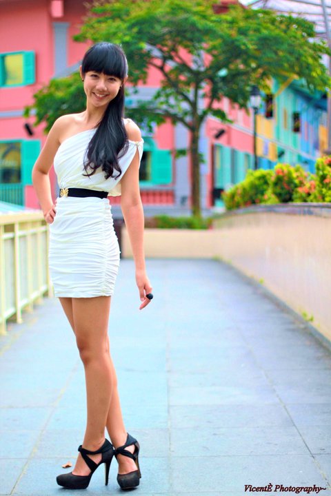Female model photo shoot of Nicoleey Ng in Clarke Quay