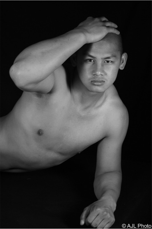 Male model photo shoot of Kou Xiong