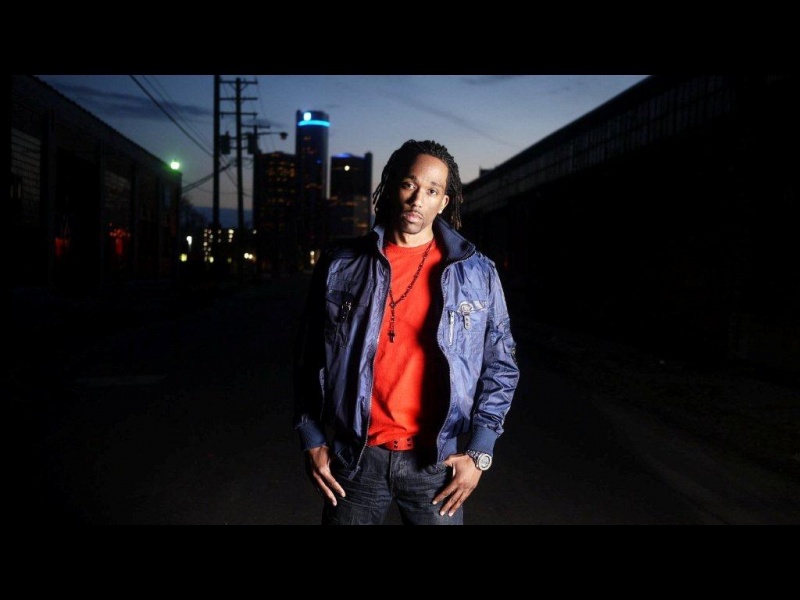 Male model photo shoot of Jamahl D Scott by jasonrphoto in Detroit, MI