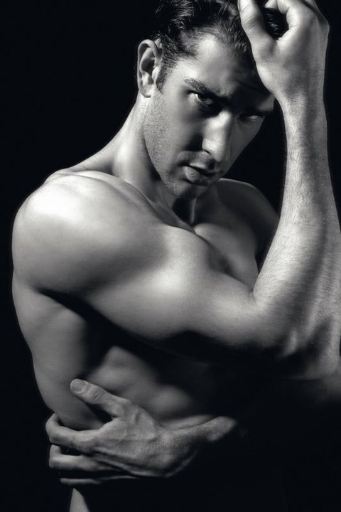 Male model photo shoot of Kelvin Nguyen