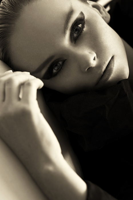 Female model photo shoot of Glace Vanille