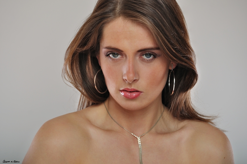 Female model photo shoot of Basia Ellis by Ozem Ellis