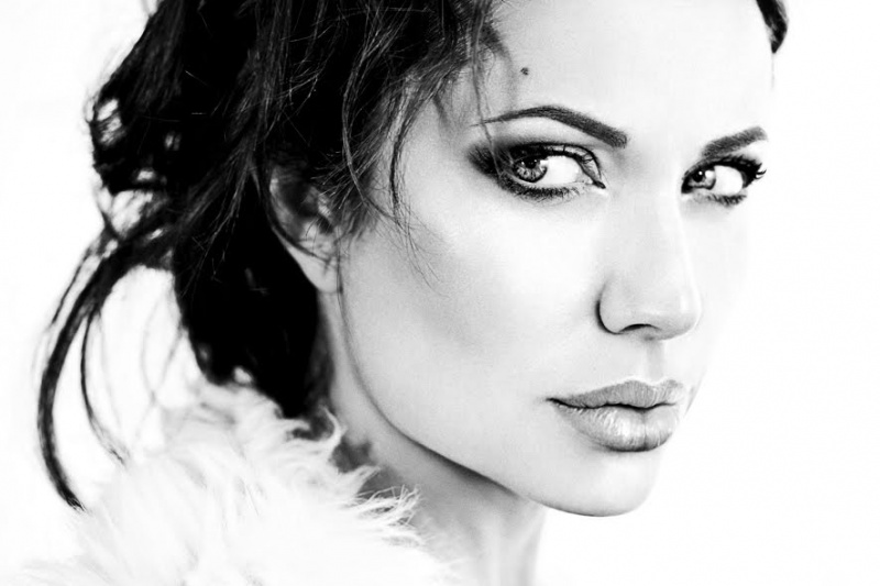 Female model photo shoot of Jolie-Francesca Vegas by LORENA STURLESE