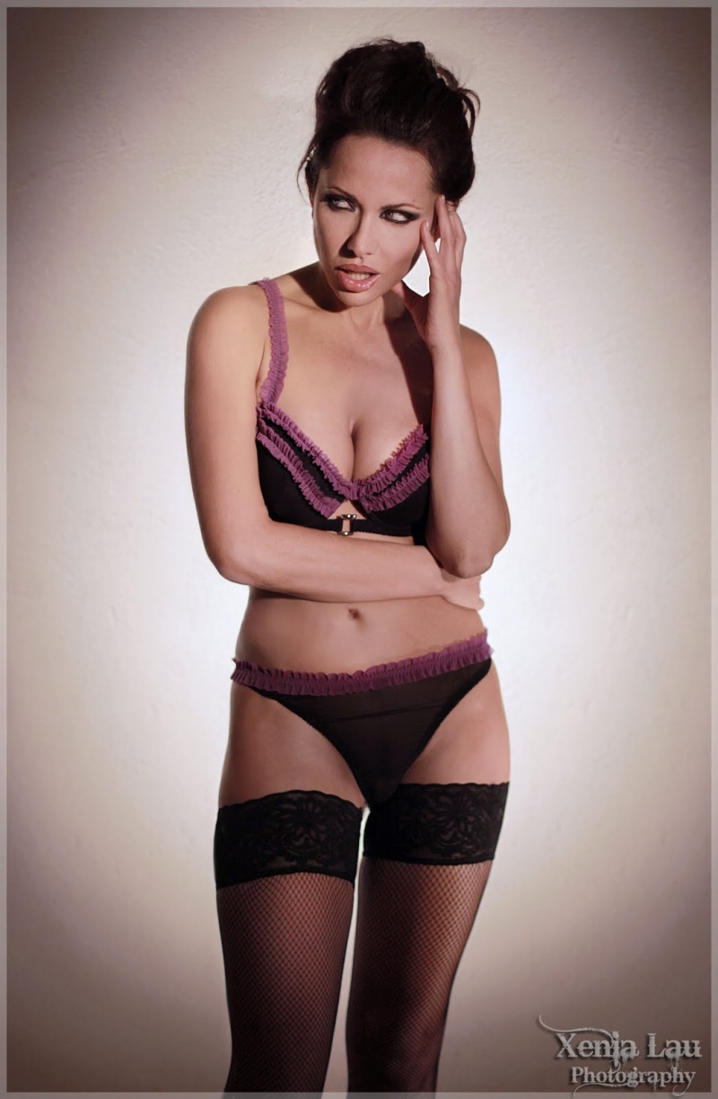 Female model photo shoot of Jolie-Francesca Vegas