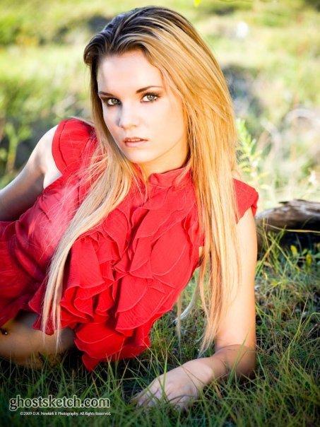 Female model photo shoot of Anastasia Skye by DNew2 Photography