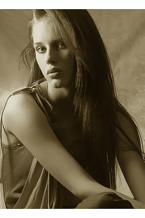 Female model photo shoot of Bonny Brass