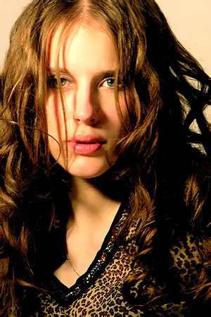 Female model photo shoot of Bonny Brass